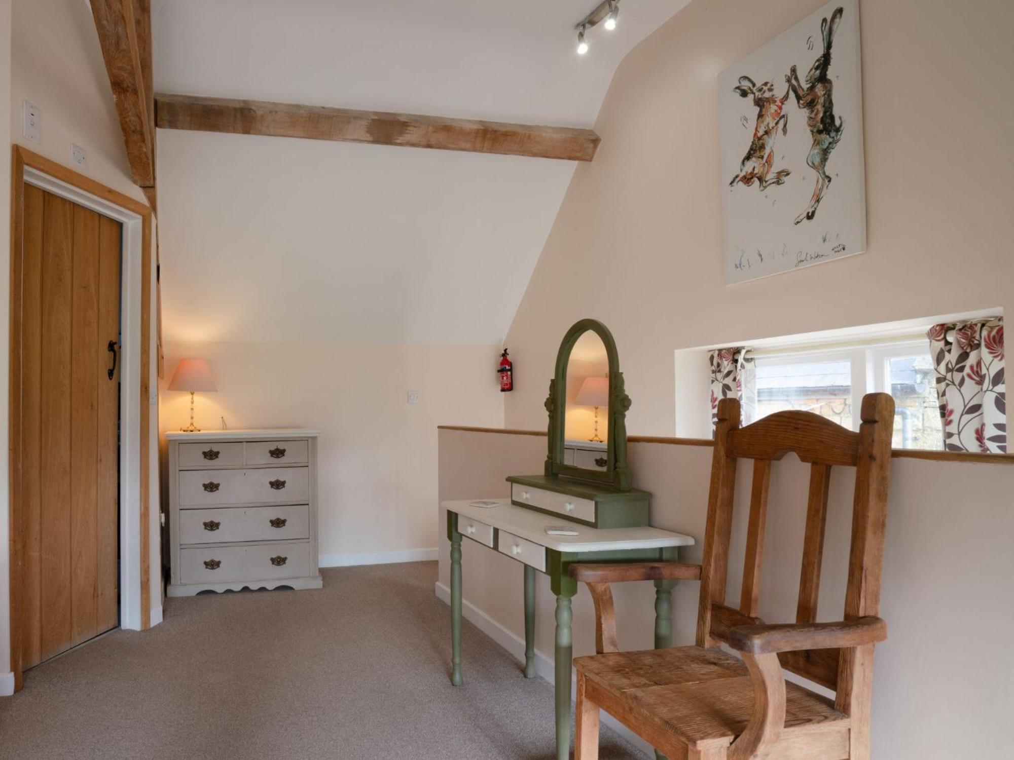 Moreton-in-Marsh Pass The Keys Hare Cottage Wonderful Views And Parking מראה חיצוני תמונה