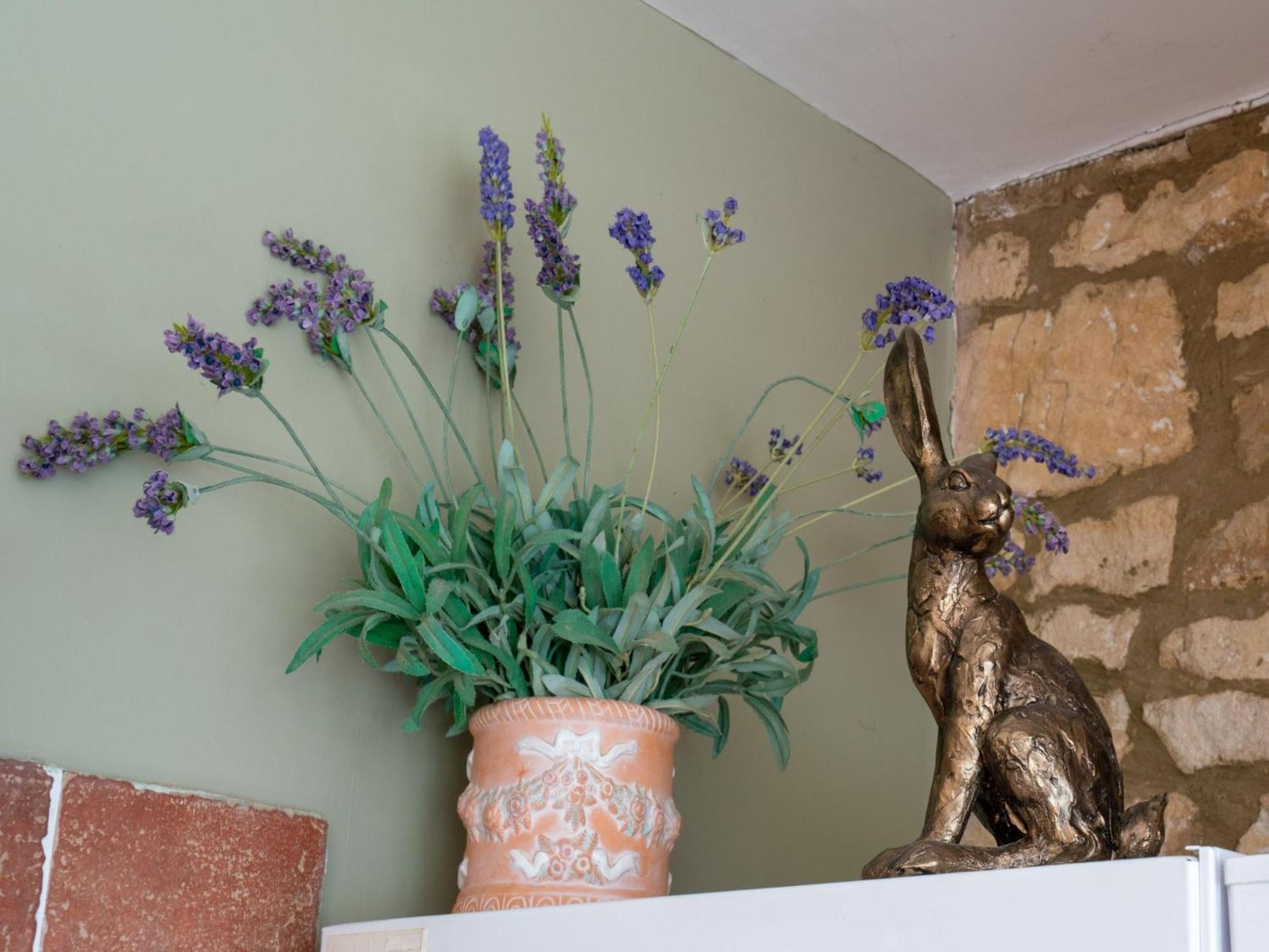 Moreton-in-Marsh Pass The Keys Hare Cottage Wonderful Views And Parking מראה חיצוני תמונה